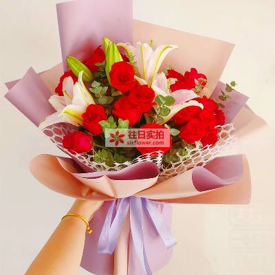金华18朵红玫瑰百合,真情相守一生
